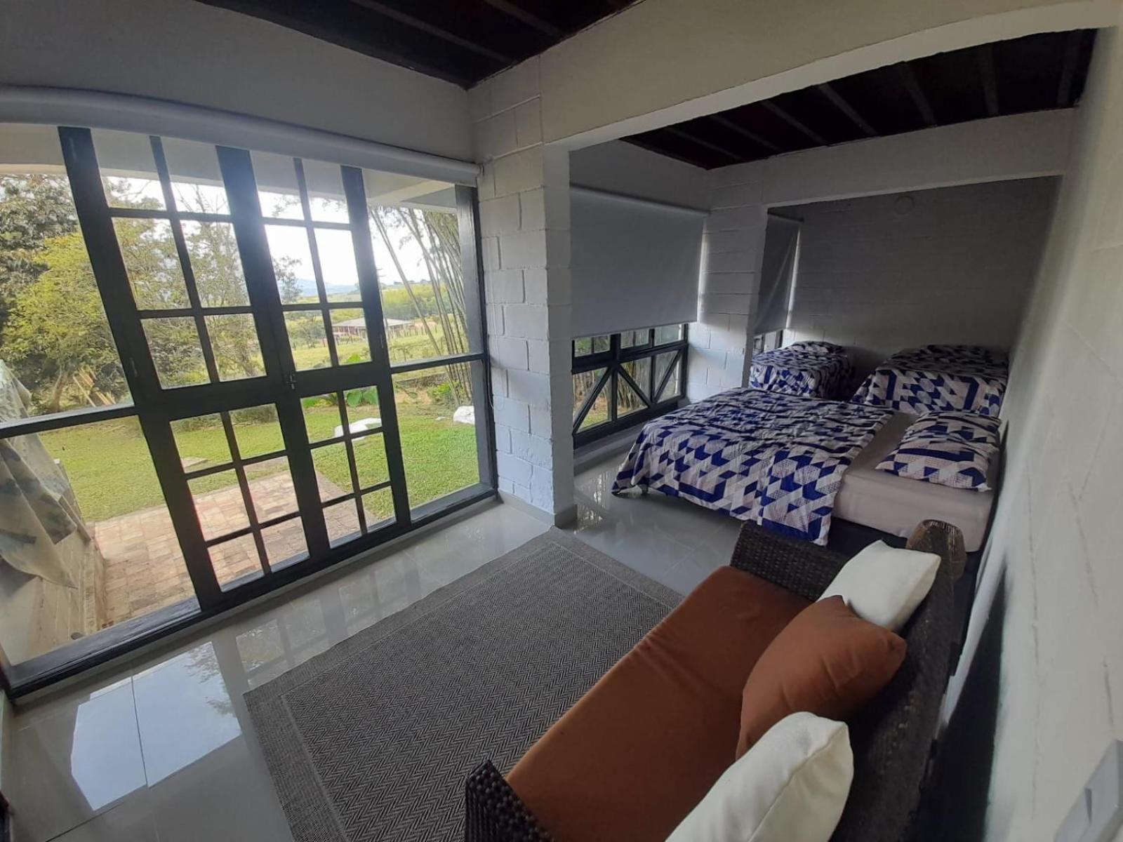 Hotel Maca Lago Calima Dış mekan fotoğraf