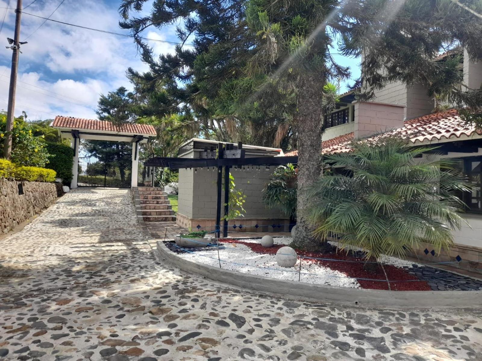Hotel Maca Lago Calima Dış mekan fotoğraf