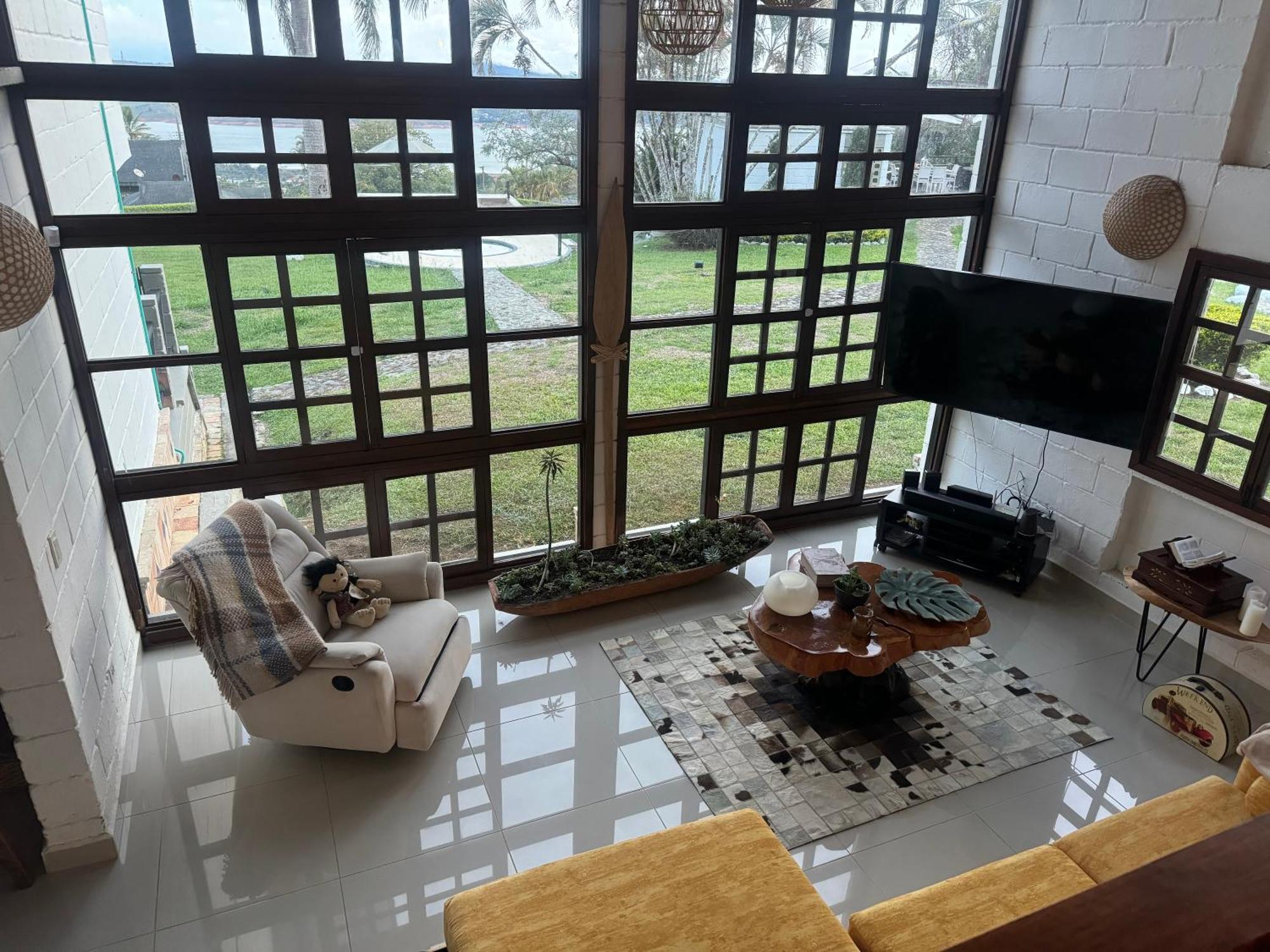 Hotel Maca Lago Calima Dış mekan fotoğraf