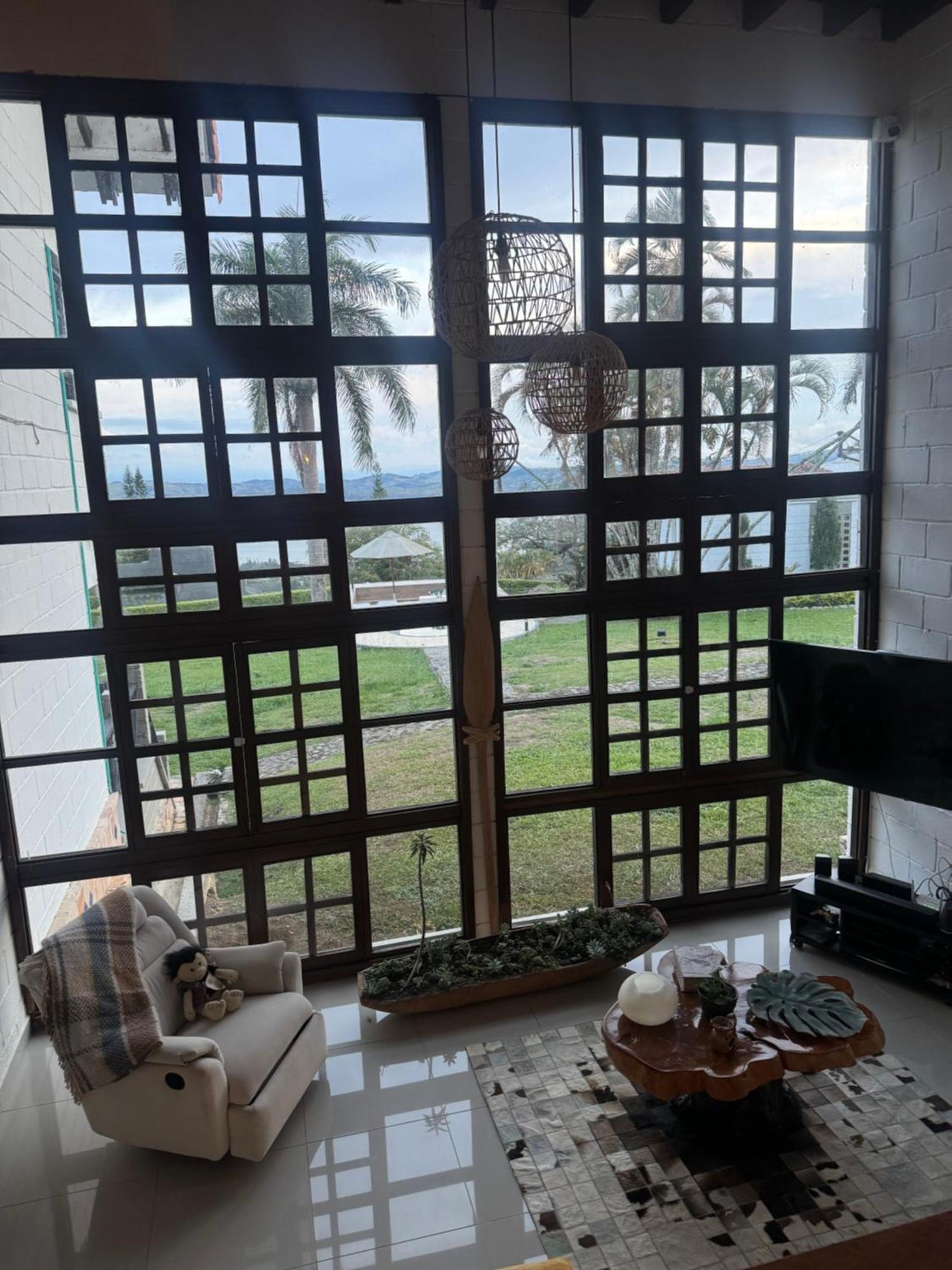 Hotel Maca Lago Calima Dış mekan fotoğraf