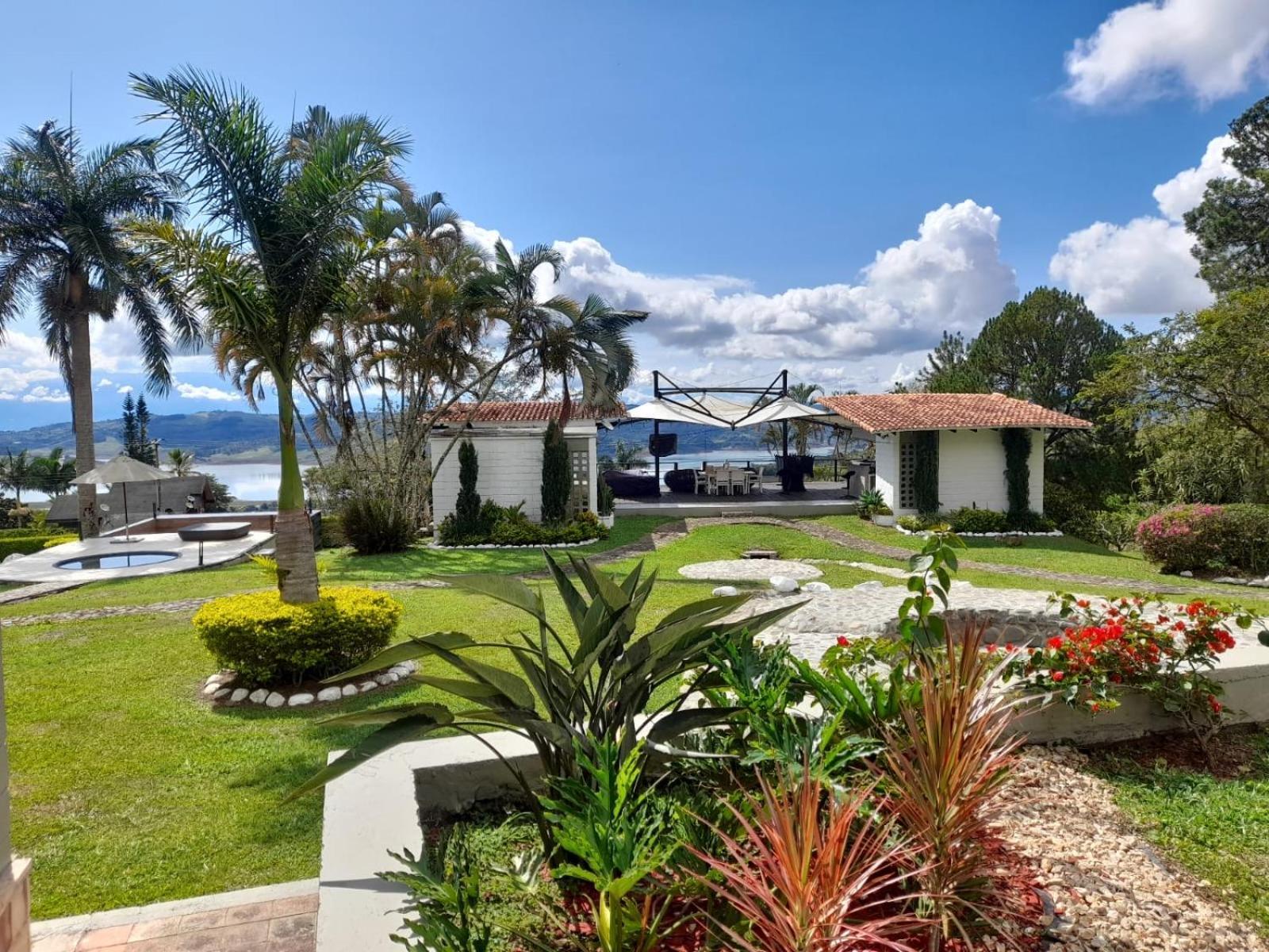 Hotel Maca Lago Calima Dış mekan fotoğraf